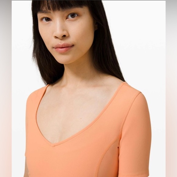 NWT 🍋 Lululemon Ribbed Contoured V-Neck Yoga Short Sleeve - Picture 5 of 8